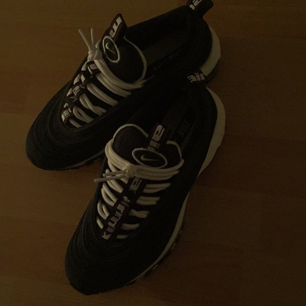 Nike Air Max 🖤